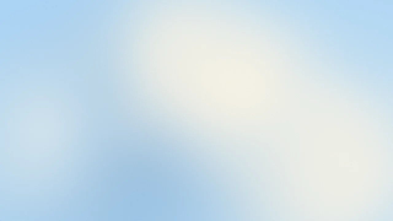 Light Blue and Cream Dreamy Aura Gradient desktop wallpaper in 4K