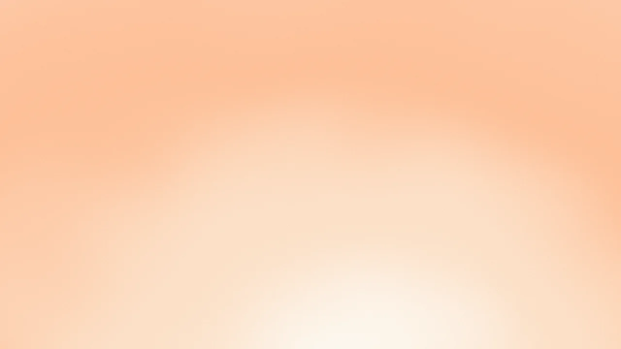 Peach and Cream Sunrise Aura Gradient desktop wallpaper in 4K
