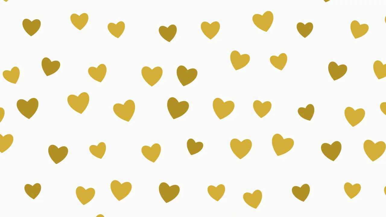 White and Gold Heart Pattern desktop wallpaper in 4K